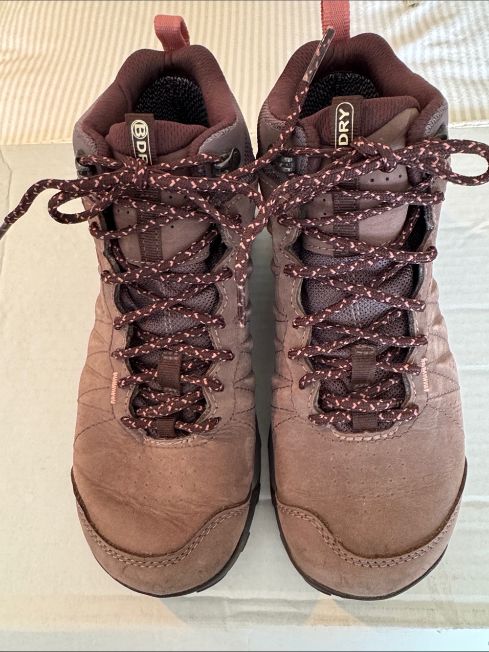 Oboz Women's Athletic Hiking Shoes - Size 8 Deep Rose
